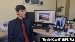 Абдусамад Ҳоҷиев, сардори Шӯъбаи яхшиносӣ ва барфу тармасанҷии Оҷонсии ҳавошиносии Тоҷикистон