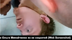 Раненного мобилизованного Максима Зубкова насильно увозят из госпиталя, чтобы вновь отправить на войну, Екатеринбург, 2026