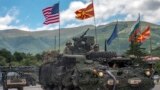 Vehicule americane intră în Macedonia din Bulgaria, Kriva Palanka, 28 iulie 2017.