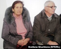 Пенсионерка Надежда Пальчик с мужем.