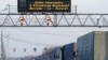 Грузоперевозчики испытывают сложности с поездками в обход России