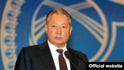 Құрманбек Бакиев, президент болып тұрған кезі. 23 наурыз 2010 жыл.