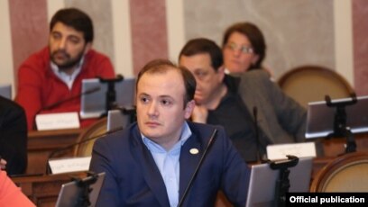 Остаться занять
