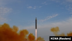 Испытание северокорейской ракеты средней дальности. 