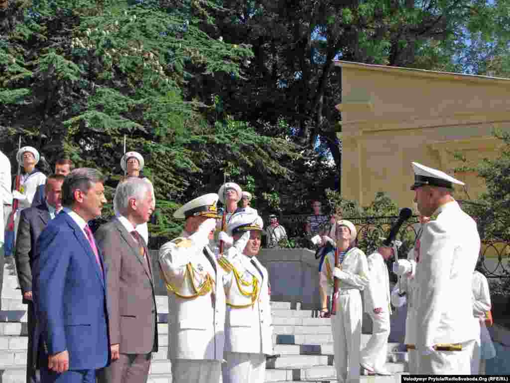 Рапорт командувачам Чорноморського флоту Росії і ВМС України