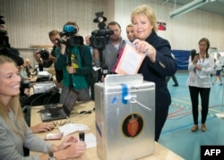 Премьер-министр Норвегии Эрна Солберг едина в своих евроскептических взглядах с большинством населения страны