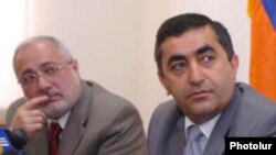 Armenian Revolutionary Federation leaders Vahan Hovannisian, left, and Armen Rustamian hold a news conference in 2007.