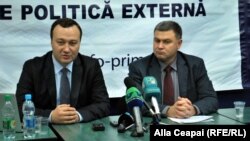 Corneliu Gurin şi Victor Chirilă, directorul executiv APE