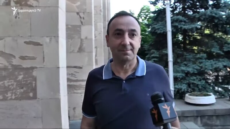 ԱԱԾ֊ն մանրամասներ է հայտնել Հրայր Թովմասյանին և նրա ընտանիքի անդամներին առնչվող գործողությունների վերաբերյալ ԱԱԾ֊ն մանրամասներ է հայտնել Հրայր Թովմասյանին և նրա ընտանիքի անդամներին առնչվող գործողությունների վերաբերյալ
