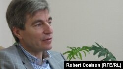 Еуджен Карпов