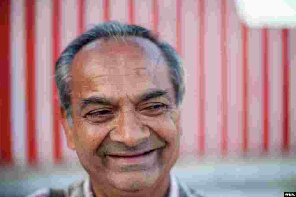 The Drummers Of Macedonia's Semka Band #37