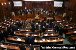 Ndryshimi i Kushtetutës kërkon votim të dyfishtë në Kuvend.