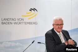 Winfried Kretschmann, ecologistul care va conduce pentru un al treilea mandat consecutiv landul Baden-Württemberg, 14 martie 2021.