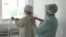 Врачи увольняются, пациенты жалуются
