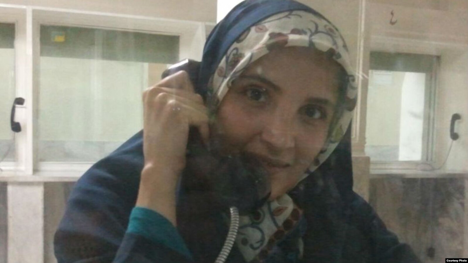 Hengameh Shahidi, Iranian journalist and activist, was arrested again on 9 March 2017