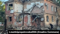 За даними обласної влади, внаслідок удару в Дніпрі постраждали 35 людей, в тому числі троє дітей