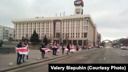 Акцыя ў падтрымку беларускіх пратэстоўцаў у Кіеве. 10 студзеня.
