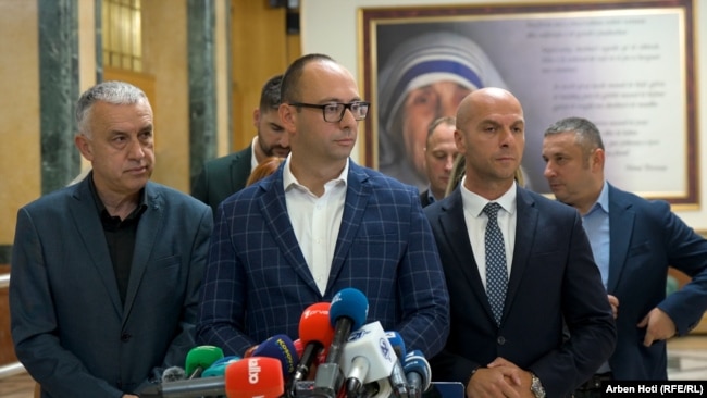 Deputetët e Listës Serbe në Kuvendin e Kosovës.