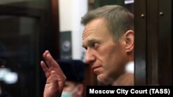 Aleksej Navaljni tokom izricanja presude u moskovskom sudu (2. januar 2021.)