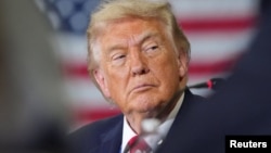 Трамп не уточнив, чи означає його заява відновлення повномасштабних бойових дій – формально продовжує діяти перемир’я, хоча обидві сторони неодноразово звинувачували одна одну в його порушенні