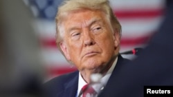 Трамп заявив, що отримав від американських військових інформацію про те, що «іранці збили один із наших високотехнологічних вертольотів Apache», і що «Сполучені Штати, безумовно, повинні відповісти на цю атаку»