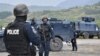 Policija na mestu napada na policiju Kosova 15. april 2022.