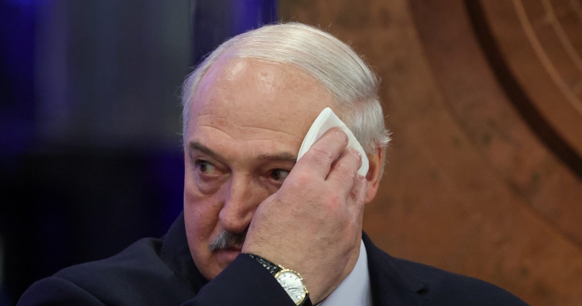Білорусь помилувала 31 громадянина України та передала їх Україні
