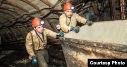 Горнорабочие шахты предприятия "Яреганефть"