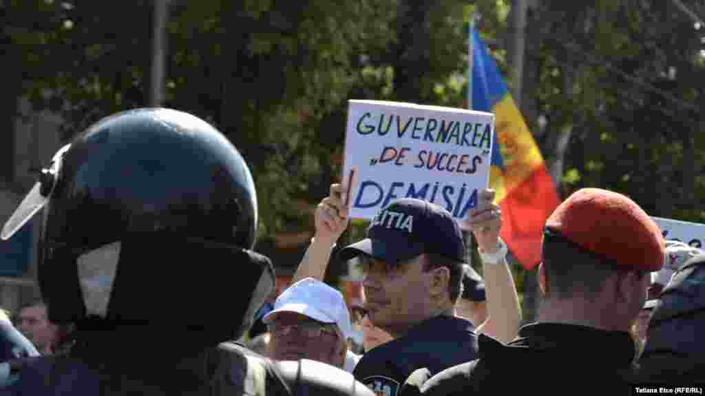 Moldova - Independence Day, Police, Protests, Chișinău