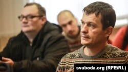 Алег Воўчак у судзе, архіўнае фота