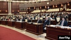 2 декабр, ҷаласаи парлумони Озарбойҷон