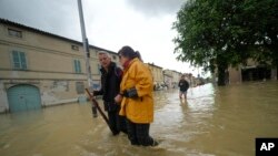 Castel Bolognese, Italia, 17 mai 2023. Inundațiile din ultimele zile s-au produs într-o zonă a Italiei afectată de câțiva ani de secetă. Nouă persoane au muri în regiunea Emilia-Romagna.