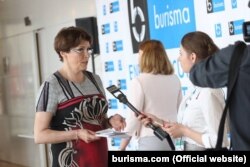 Ніна Южаніна виступала на тлі банера Burisma Group, але була «не в змозі ідентифікувати Злочевського»