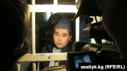 One of the Bishkek inmates on hunger strike talks to media on December 15.