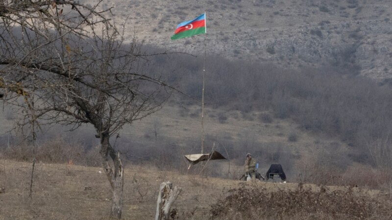Բաքուն հաղորդում է, որ ադրբեջանական բանակի զինծառայող է մահացել