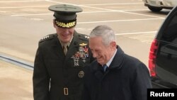 U.S. Defense Secretary James Mattis (right) and Marine General Joseph Dunford, chairman of the Joint Chiefs of Staff