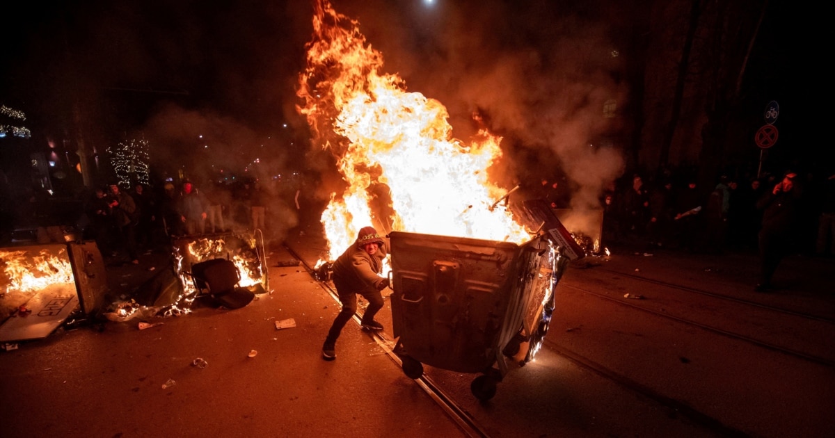 Protests Erupt In Bulgaria Over Budget, Government 'Corruption'