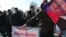 Грозный, 4 ноября. "В обнимку с Путиным"