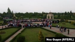 La ceremoniile de la Șerpeni