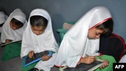 FILE: Pakistani schoolchildren at a government school.