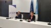 Eugenio Ambrosi (IOM), šef osoblja IOM (L) i Laura Lungarotti, šefica misije IOM u BiH (D), na konferenciji za medije u Sarajevu, 23. april