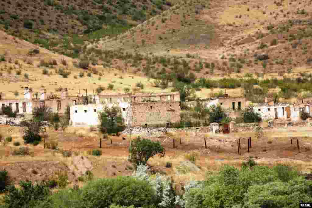 Araz sahilindən Qarabağa tərəf baxarkən #3