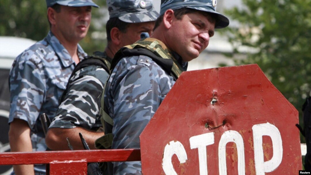 Вообще, в последнее время в правоохранительной сфере югоосетинской республики творится что-то неладное, говорят правозащитники