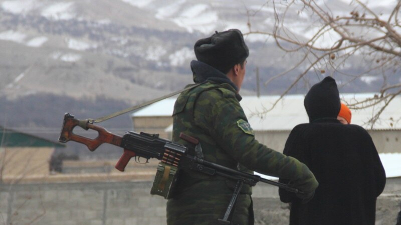 В Пограничной службе сообщили об избиении пограничника военнослужащими Таджикистана  