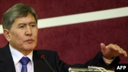 Qirg‘iziston Bosh vaziri Almazbek Atambayev o‘tgan yilgi talotumda jabr ko‘rgan janubliklarga yordam bosqichma-bosqich berilishini aytdi.