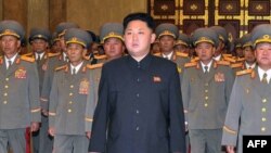 Udhëheqësi i Koresë së Veriut, Kim Jong