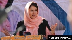 فوزیه کوفی عضوهیئت مذاکره‌کننده حکومت در دوحه