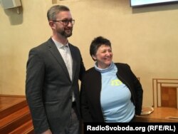 Наріман Джелял разом з колишньою міністеркою у справах прав людини Джемілею Стегліковою після виступу в Сенаті
