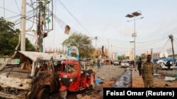 Mogadişuda bolan maşyn partlamasyndan soňky görnüş. Somali, 9-njy noýabr, 2018 ý. Arhiw suraty