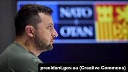 Видеообращение президента Украины Владимира Зеленского к участникам саммита НАТО в Мадриде в июне 2022 года